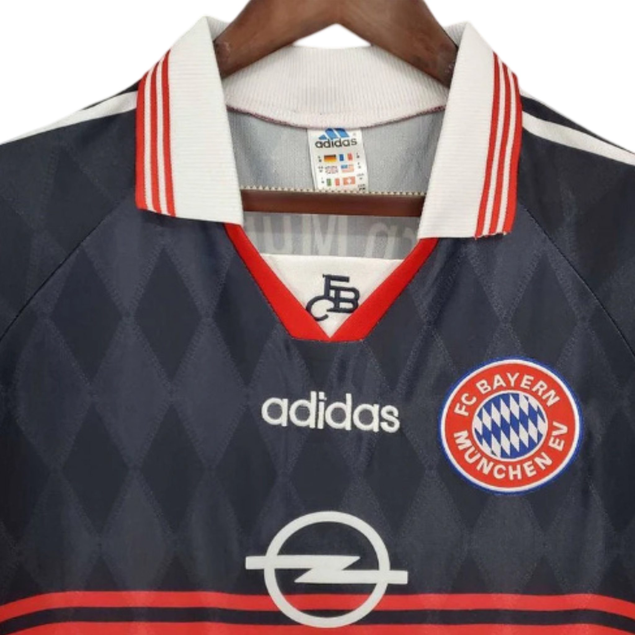 Bayern Munich 1997/98 - Home