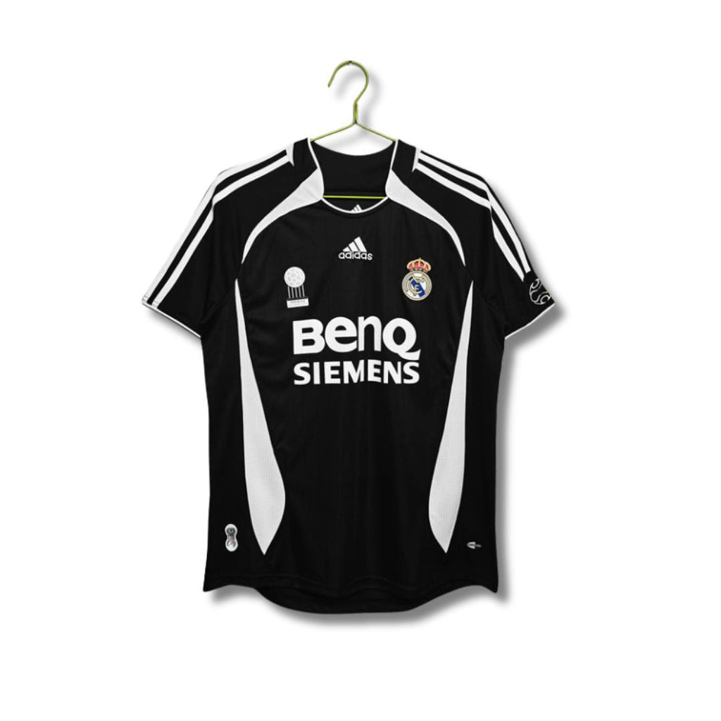 Real Madrid 2006 - Away