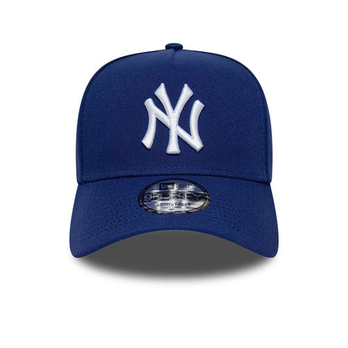 New Era New York Yankees 9FORTY A-Frame Adjustable Cap in Navy/White