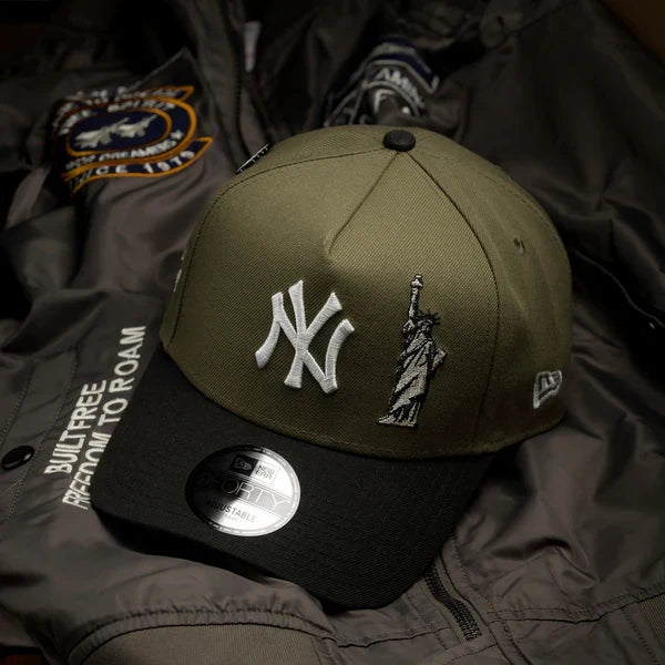 New Era 9FORTY A-Frame New York Yankees "Statue of Liberty" Cap